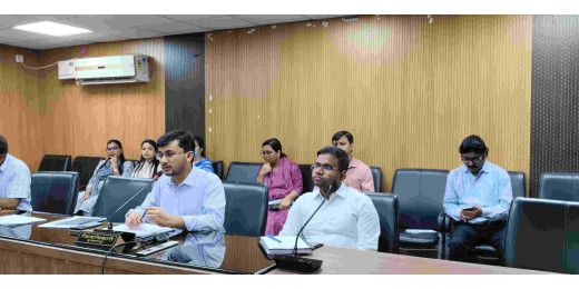 बच्चों के सर्वांगीण विकास और बेहतर शैक्षणिक माहौल सुनिश्चित करने को लेकर जिलाधिकारी की पहल